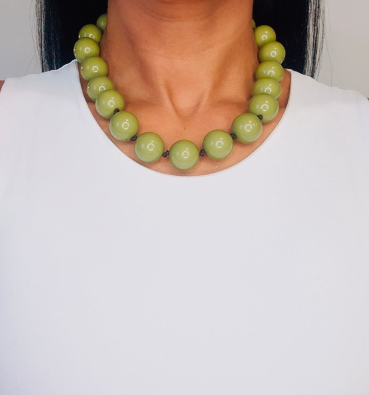 Mara Round Necklace
