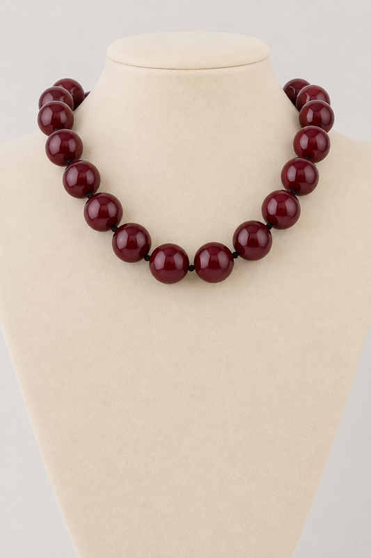 Mara Round Necklace