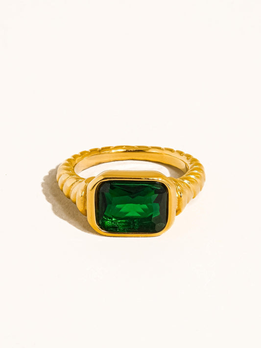 Emera Ring