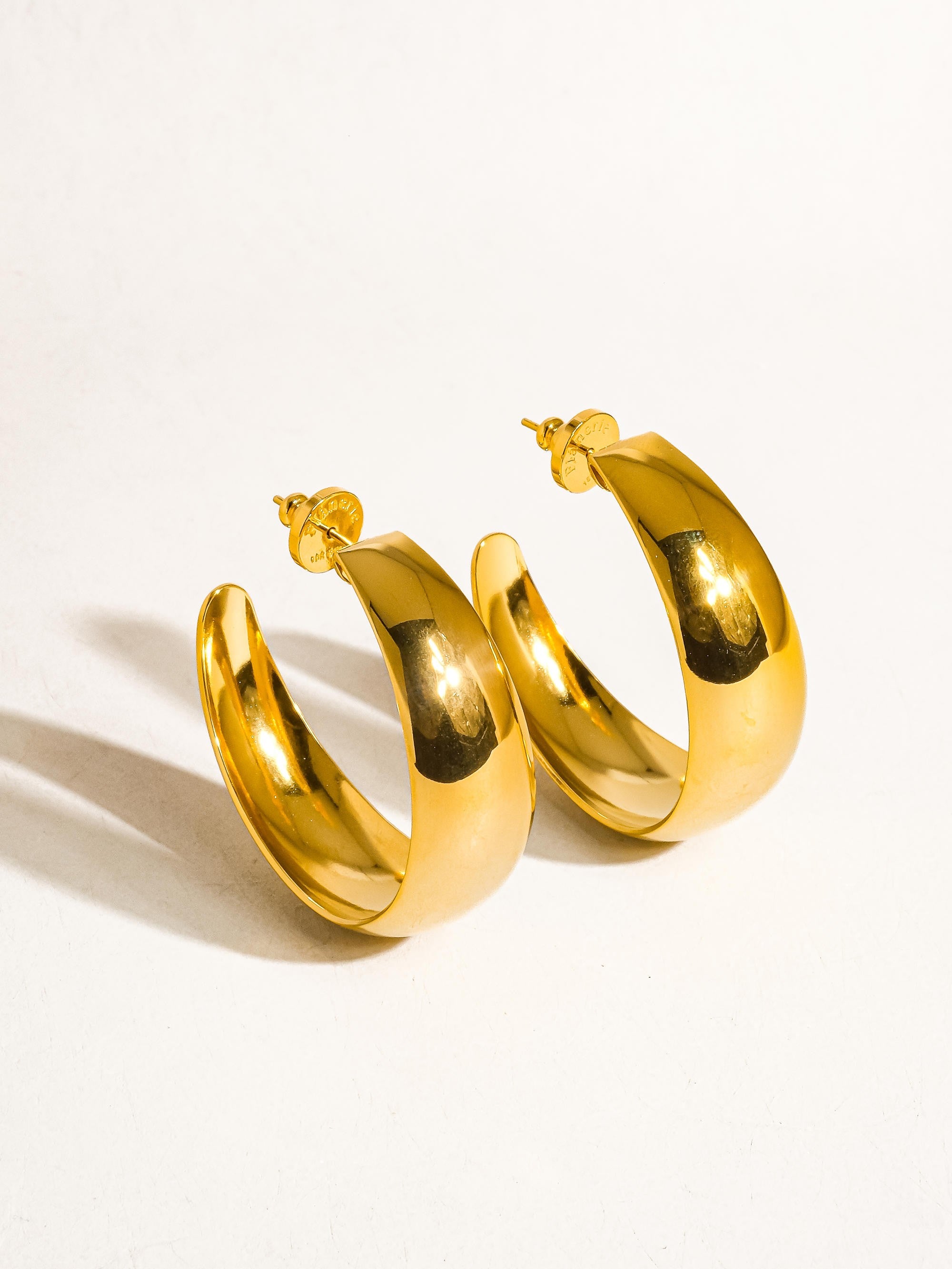 Luna Hoops