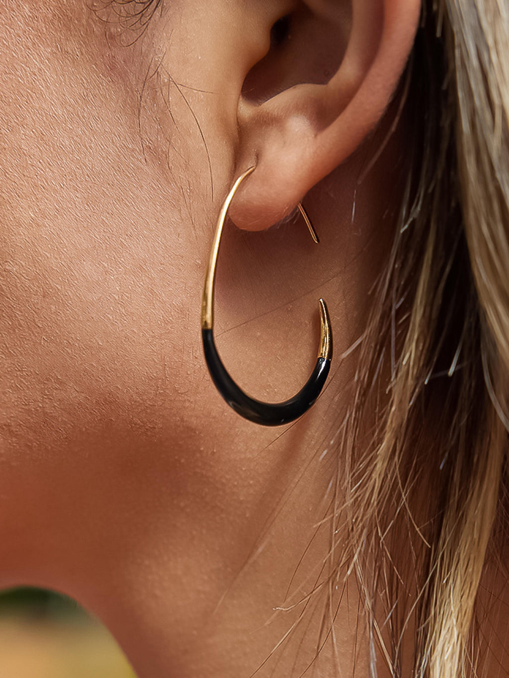Noir Earrings